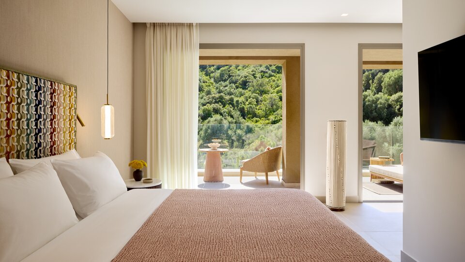 Tiara Holidays - Avali Mar-Bella - Rooftop Deluxe Double Room Mountain view - spavaća soba